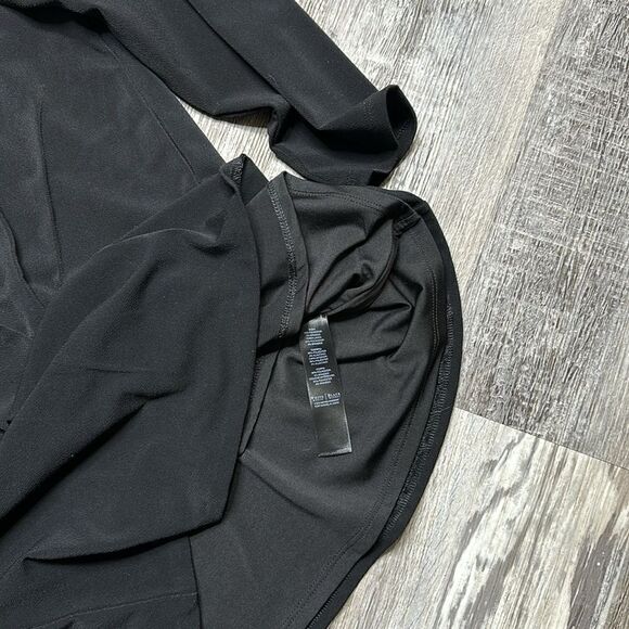 WHITE HOUSE | BLACK MARKET • XS • black • lined • 3/4 sleeve • woman’s top - Picture 9 of 10